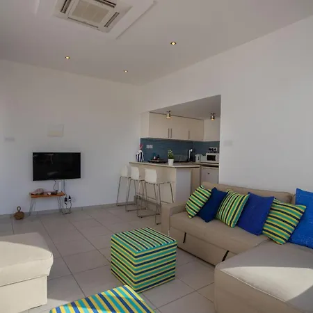 Apartment Athenaeum Beachside By Trulycyprus